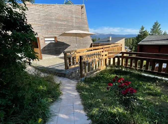 Chalet Isard Pyrenees 2000 - 300M Des Pistes