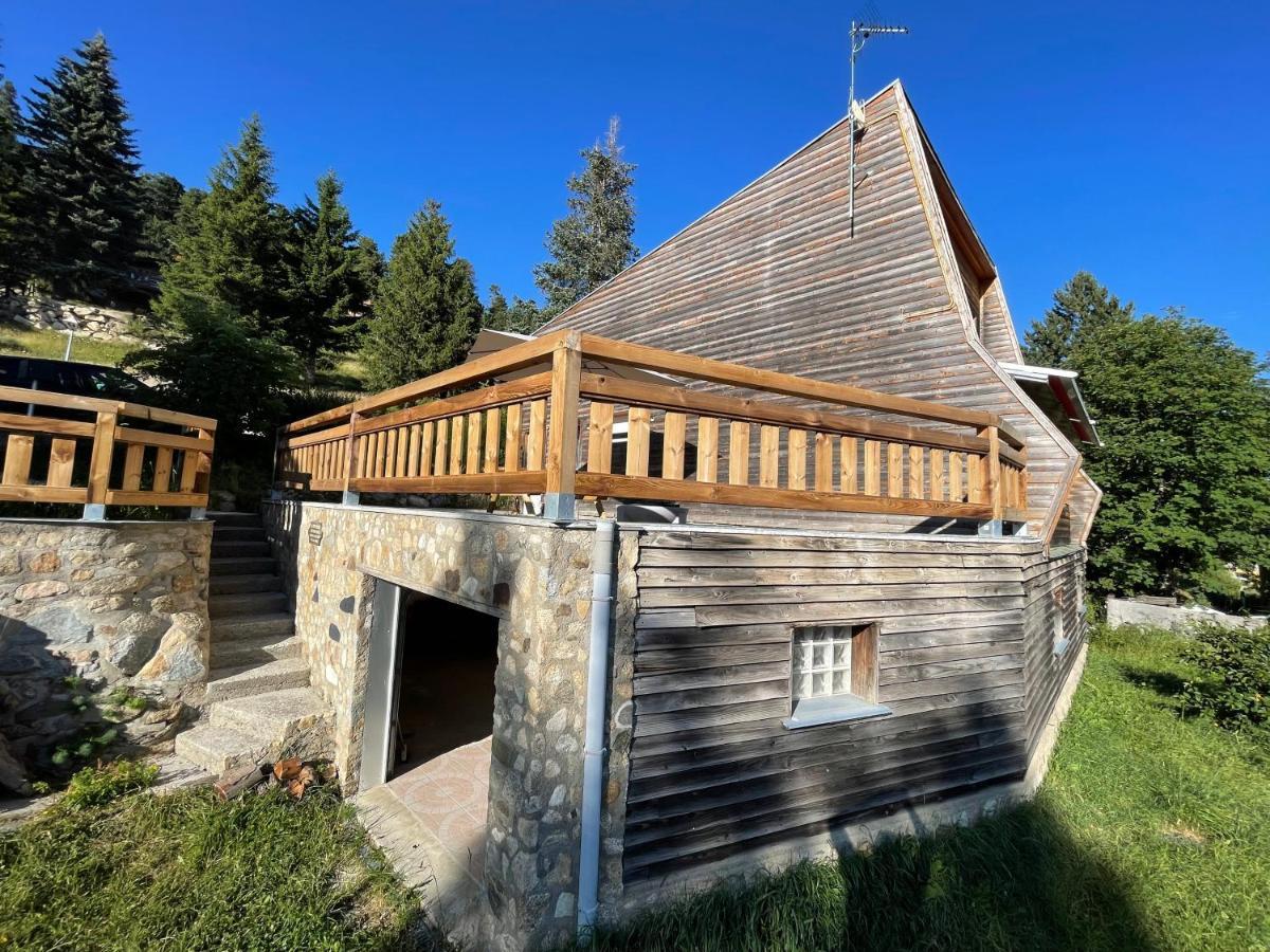 Isard Pyrenees 2000 - 300m Des Pistes Bolquere