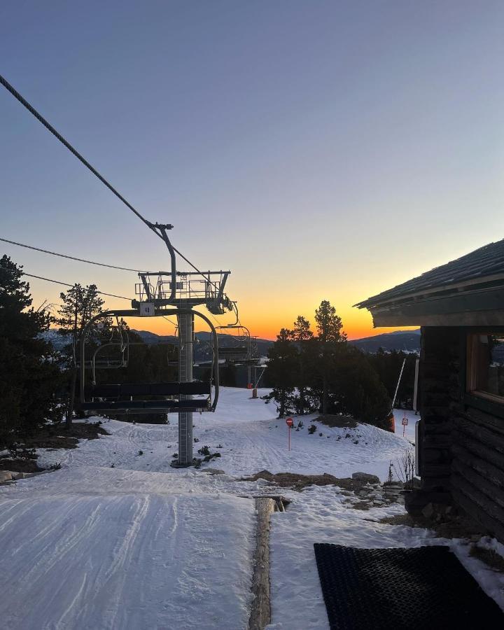 Isard Pyrenees 2000 - 300m Des Pistes *