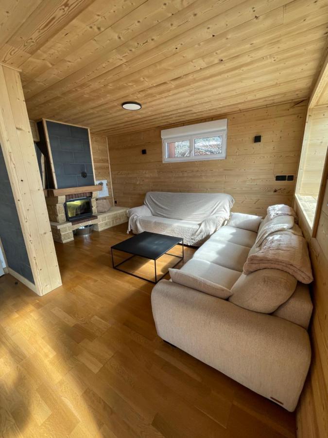 Chalet Isard Pyrenees 2000 - 300m Des Pistes *